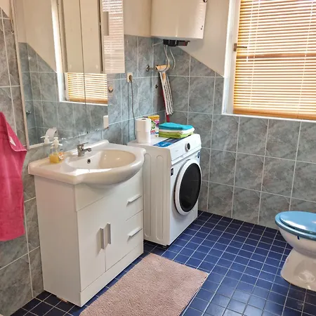 Apartament Emi2 Vir