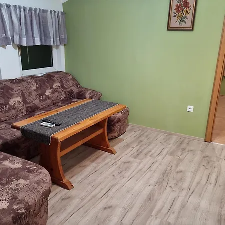 Emi2 Apartament